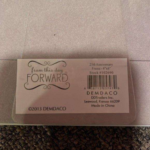 Demdaco studio 25th anniversary frame - Picture 6 of 7